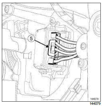 Renault Clio. Passenger compartment fan assembly control unit: Removal - Refitting