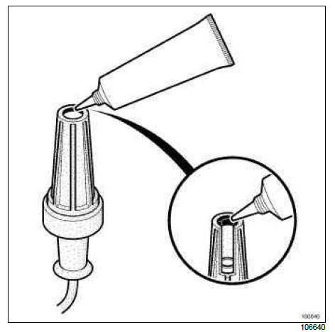 Renault Clio. Plugs: Removal - Refitting