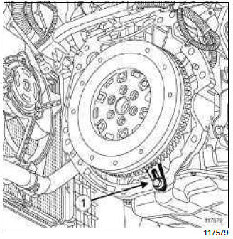 Renault Clio. Pressure plate - Disc: Removal - Refitting