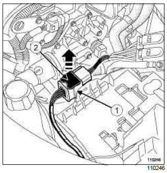 Renault Clio. Pressure sensor: Removal - Refitting