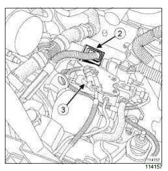 Renault Clio. Pump assembly: Removal - Refitting