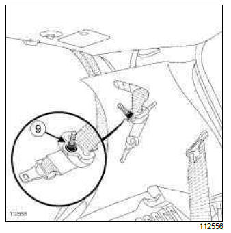 Renault Clio. Quarter panel trim: Removal - Refitting