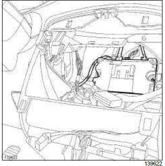 Renault Clio. Radio: List and location of components