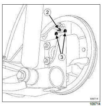 Renault Clio. Rear brake cylinder: Removal - Refitting