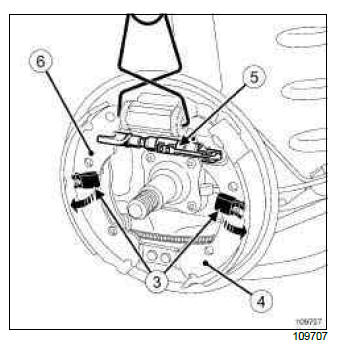 Renault Clio. Rear brake lining: Removal - Refitting