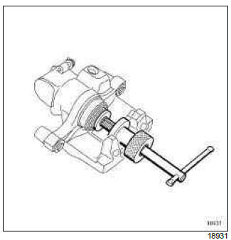 Renault Clio. Rear brake pads: Removal - Refitting