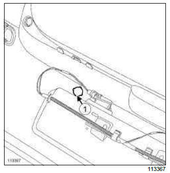 Renault Clio. Rear bumper