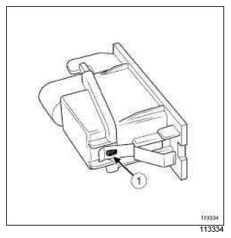 Renault Clio. Number plate light: Removal - Refitting