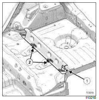 Renault Clio. Luggage retaining cross member: Removal - Refitting