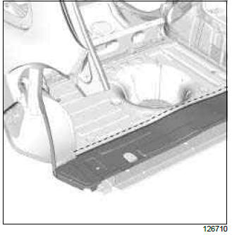 Renault Clio. Rear floor extension: Description