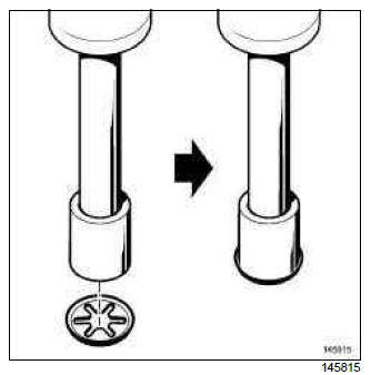 Renault Clio. Rear seat access mechanisms: Removal - Refitting