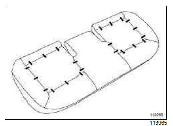 Renault Clio. Single unit rear bench seat base trim: Removal - Refitting