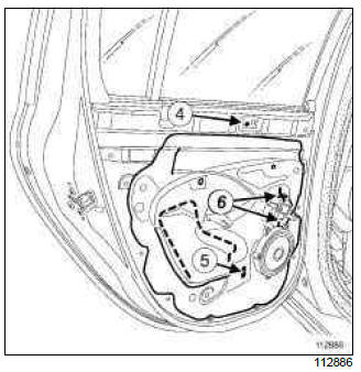 Renault Clio. Rear side door manual window winder mechanism: Removal - Refitting