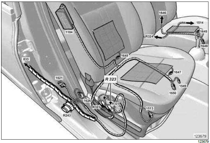 Renault Clio. Rear wiring