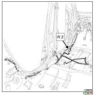 Renault Clio. Rear wiring