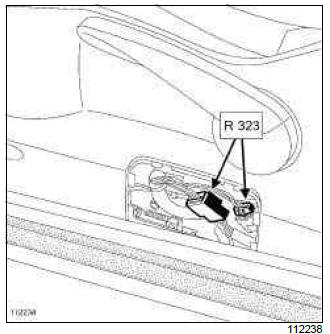 Renault Clio. Rear wiring