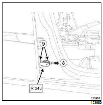 Renault Clio. Rear wiring