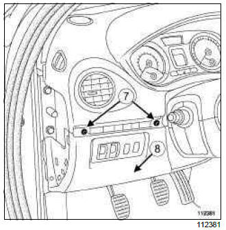 Renault Clio. Front footwell air distribution duct: Removal - Refitting