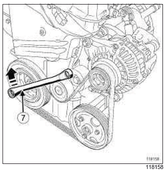 Renault Clio. Accessories belt: Removal - Refitting