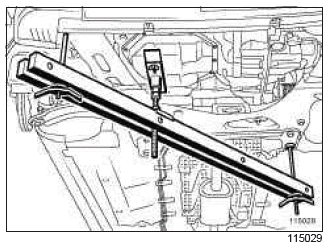 Renault Clio. Accessories belt: Removal - Refitting