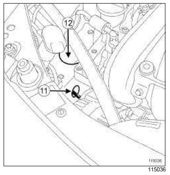 Renault Clio. Accessories belt: Removal - Refitting