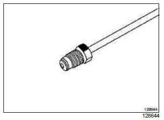 Renault Clio. Rigid brake pipe: Repair