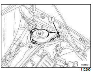 Renault Clio. Scoop under the scuttle panel grille: Removal - Refitting