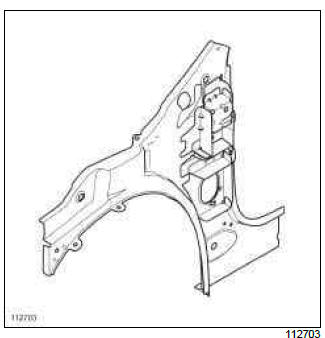 Renault Clio. Scuttle side panel