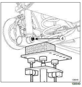 Renault Clio. Shock absorber: Removal - Refitting