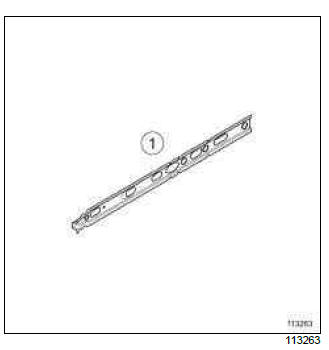 Renault Clio. Sill panel