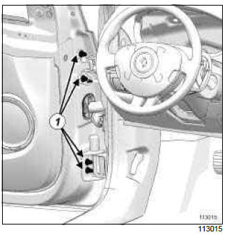 Renault Clio. Front side door