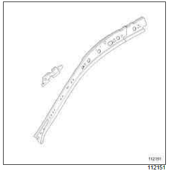 Renault Clio. Windscreen pillar lining