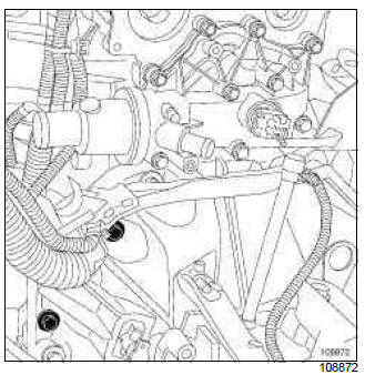 Renault Clio. Starter: Removal - Refitting