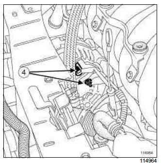 Renault Clio. Starter: Removal - Refitting