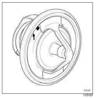 Renault Clio. Thermostat: Removal - Refitting