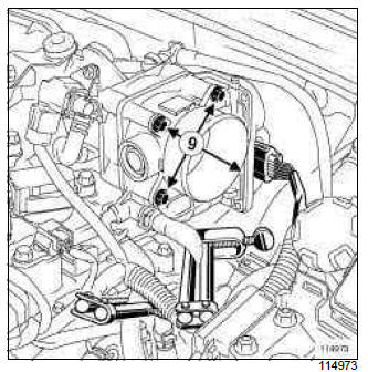 Renault Clio. Throttle valve: Removal - Refitting