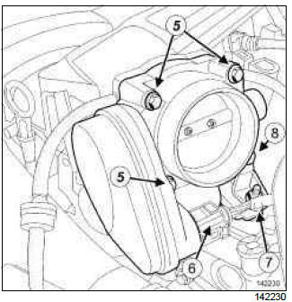 Renault Clio. Throttle valve: Removal - Refitting