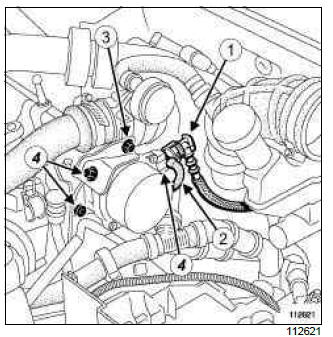 Renault Clio. Vacuum pump: Removal - Refitting