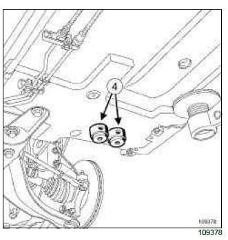 Renault Clio. Vehicle on repair bench: Description