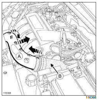 Renault Clio. Water chamber: Removal - Refitting