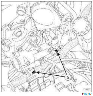 Renault Clio. Water chamber: Removal - Refitting