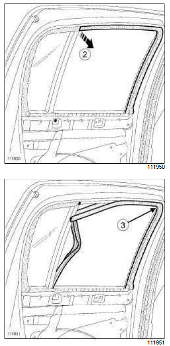 Renault Clio. Glass run channel in rear side door: Removal - Refitting