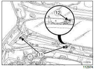 Renault Clio. Windscreen wiper mechanism: Removal - Refitting